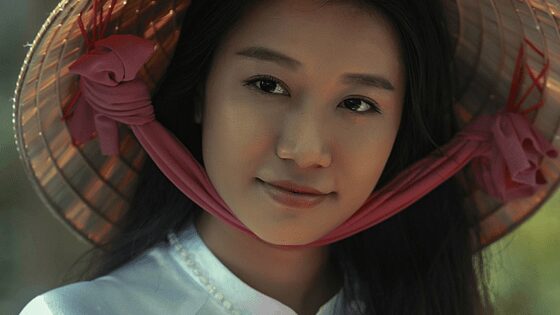 A traditional thai woman