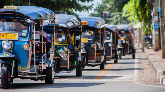 taxi line up in chiang mai