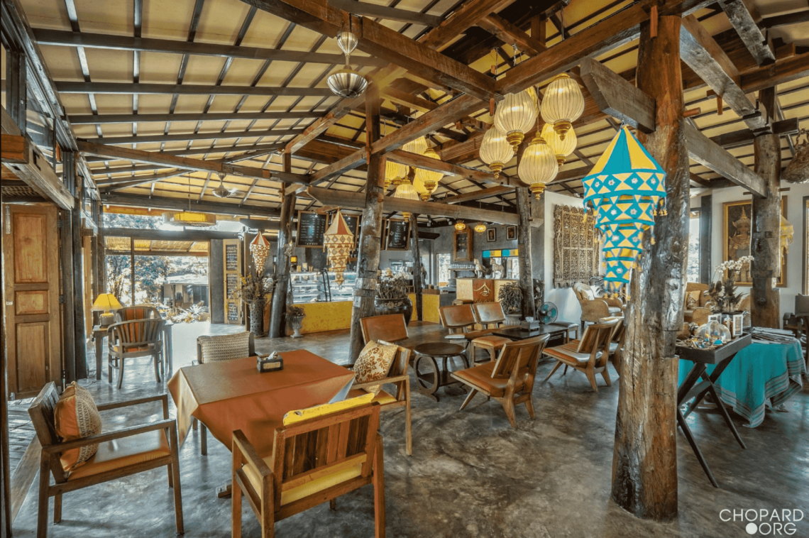 must visit restaurants in chiang mai